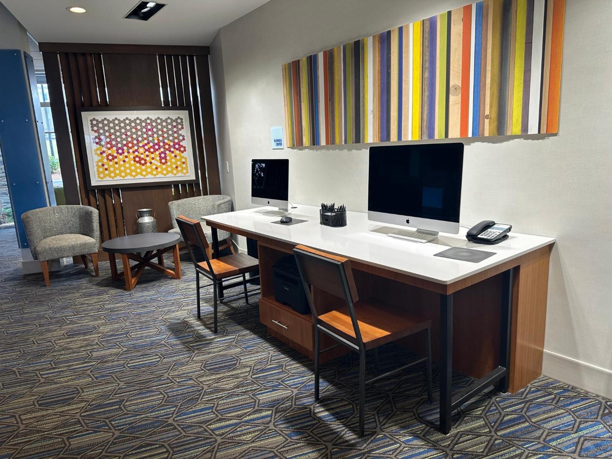 Holiday Inn Express & Suites Macon North By Ihg Zewnętrze zdjęcie